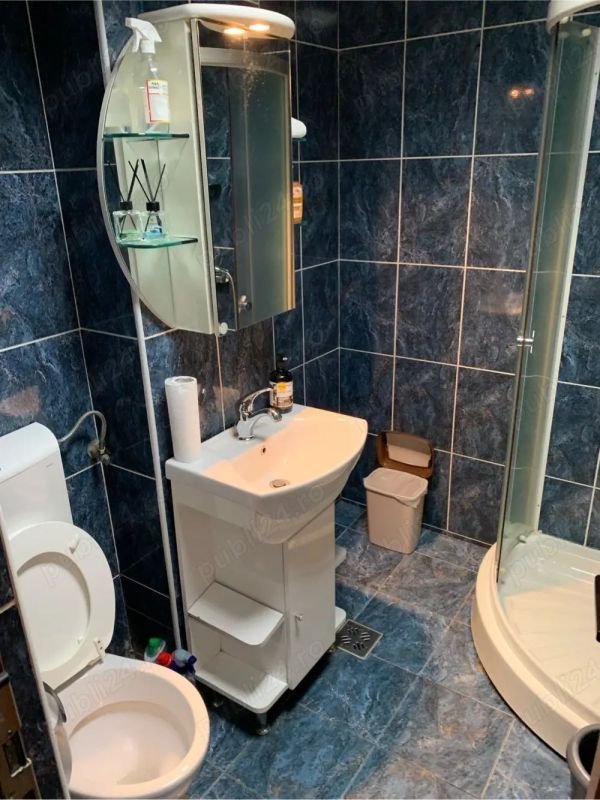 0c5377979f6c44bdb25fa7d1c84a32e4-1