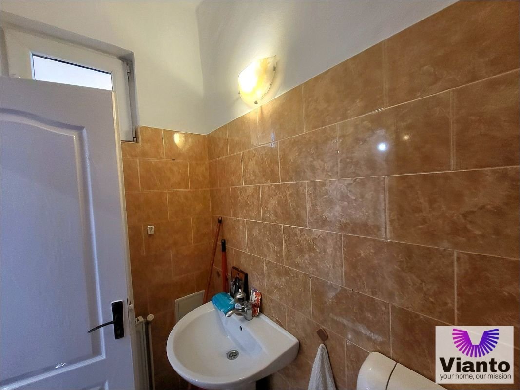 a1e39059df964e75abfe73ed12e8e83e