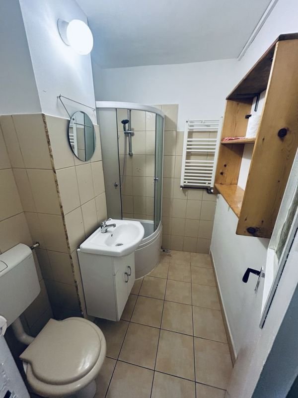 a22f55f70c5e4657a691205f130f6f62-2