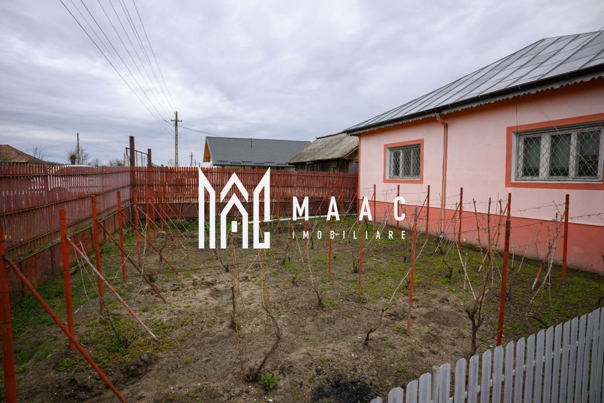 01e4ce1d4d45446b9a502fa2d40efa84