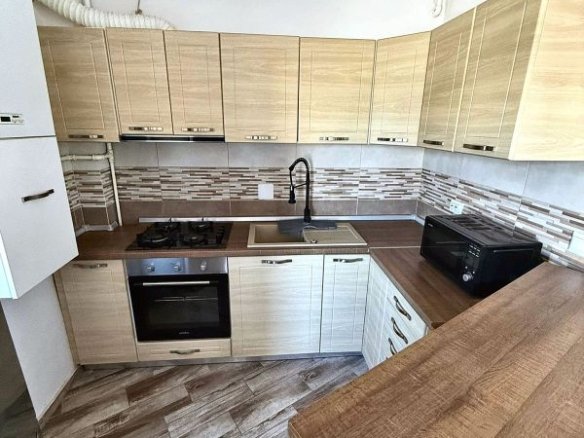APARTAMENT 3 CAMERE PARCARE SI CURTE PRIVATA | PET FRIENDLY | TURNISOR