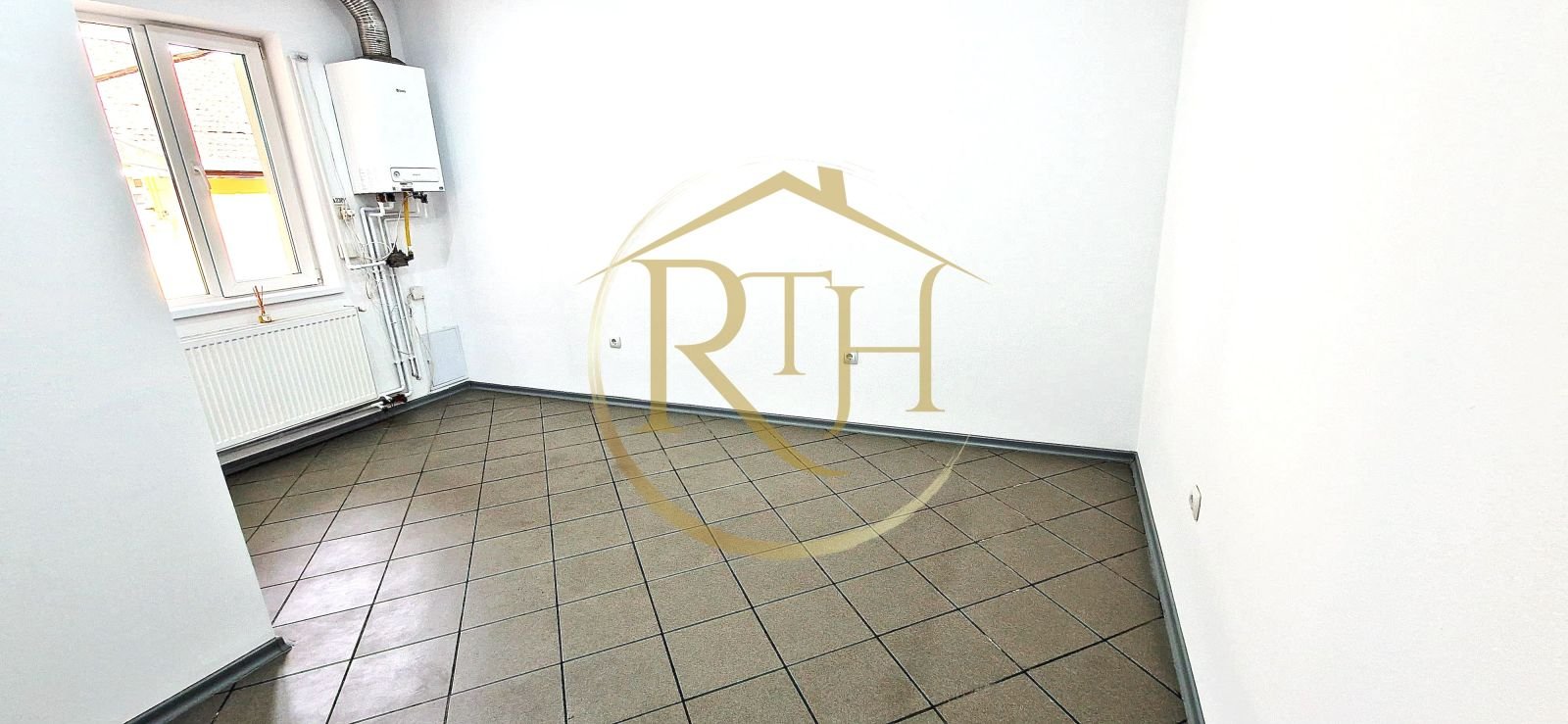 0330d2ec1eba4b1a86c870d5657cf618