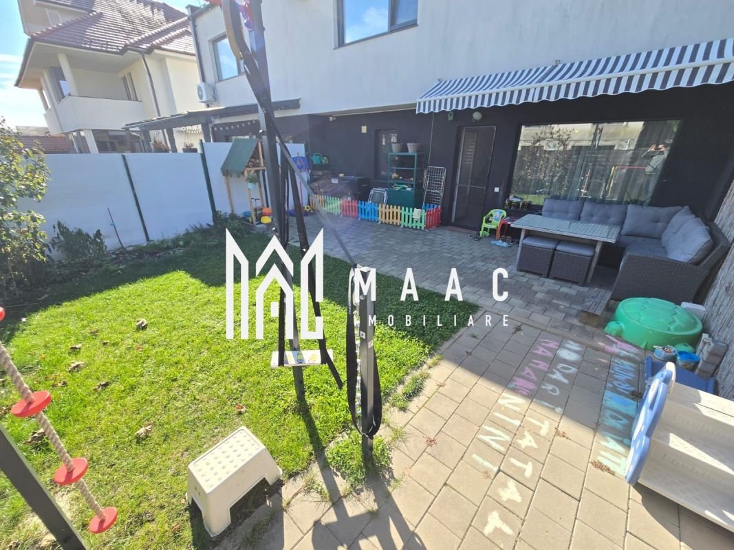 09fc28f5bb934a8aacd3039d3ada026f