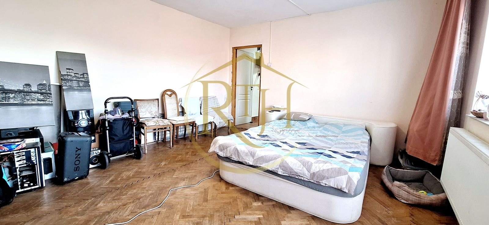 0e5bfbd64af044f5bfb71b7efd6aebe5