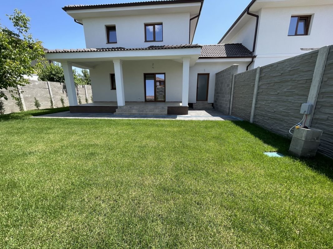 16d49087533e4ff483d18d33ed5c5fae-1