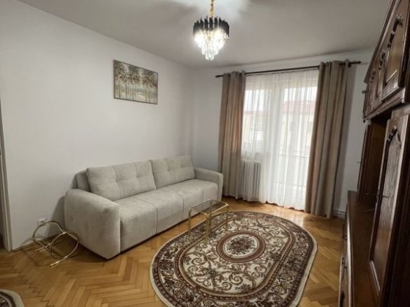 APARTAMENT 3 CAMERE MIHAI VITEAZU- AL FRATII BUZESTI