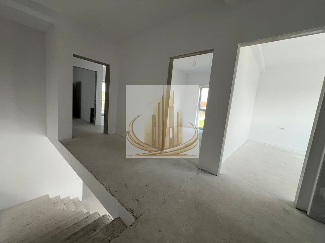 2737d9d194bd43afa5eb85dae13b1629