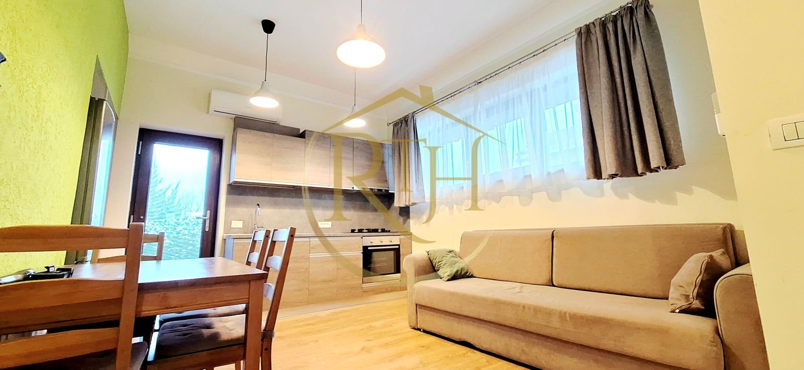 2ae3d9f7521949d0a6f17b035e72667c