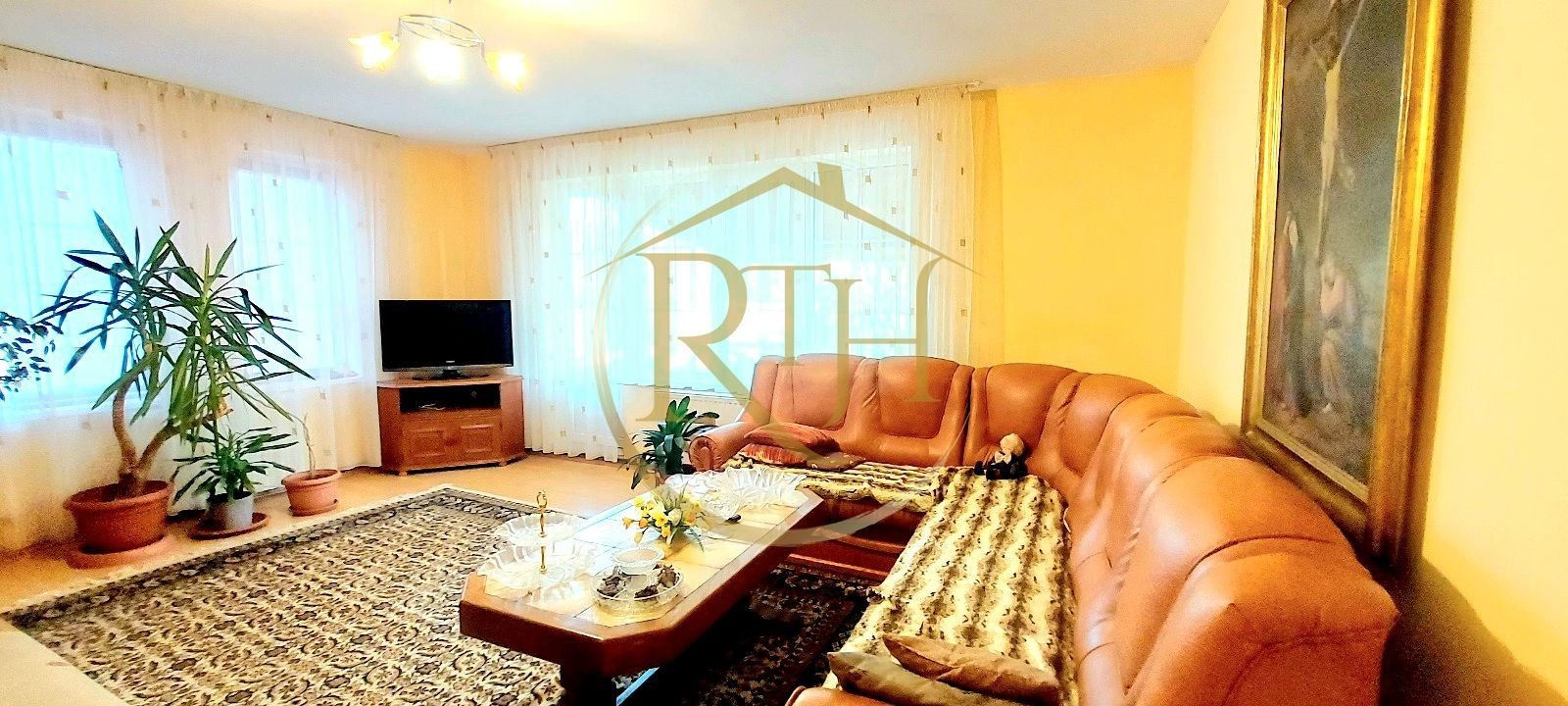 2f3dfb71e8dc411b99cb9fc21d1f7e68