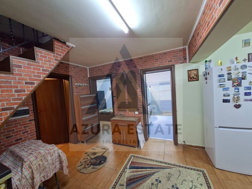 3374cf0e85b44b54bbe54c89ea13477b