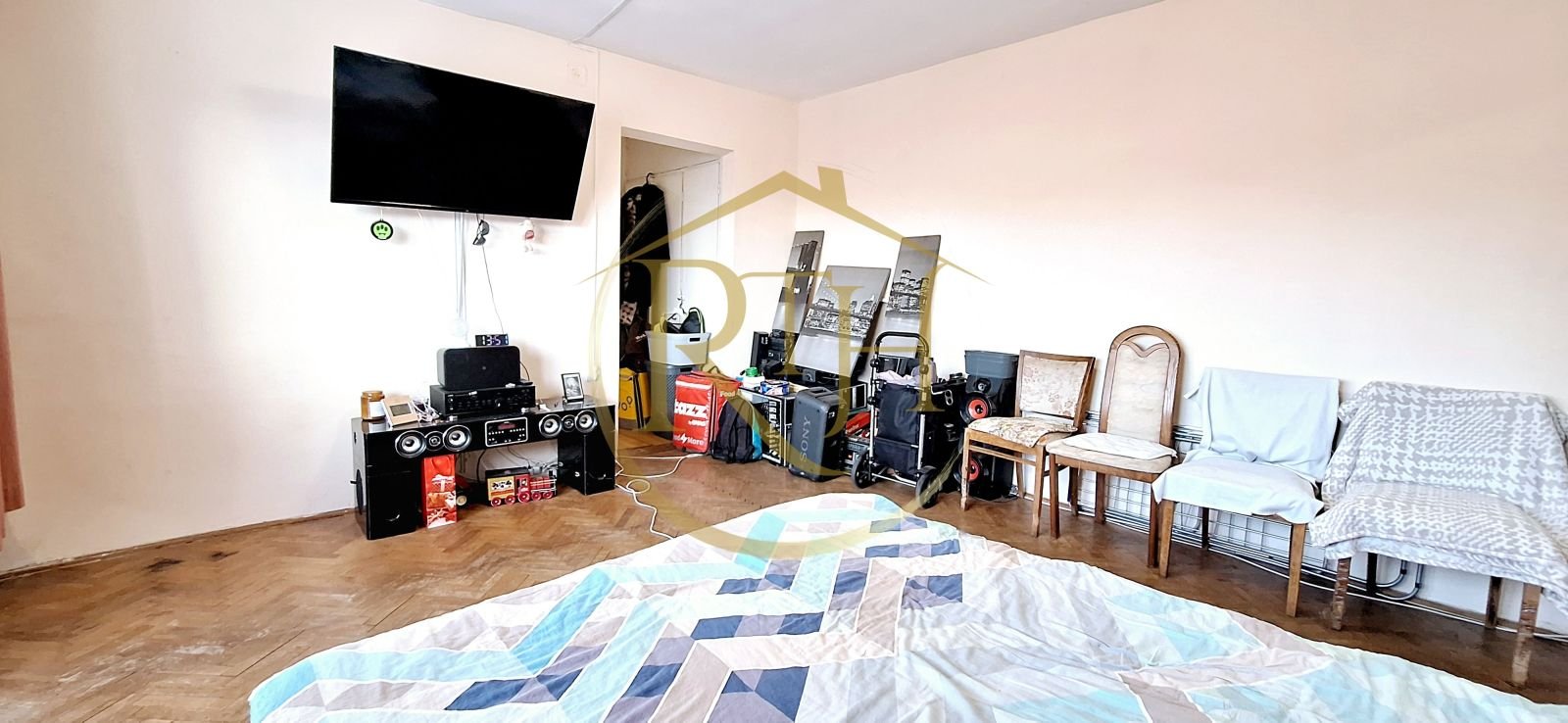 35d5937ce73b4c57981412ddc5838b4c