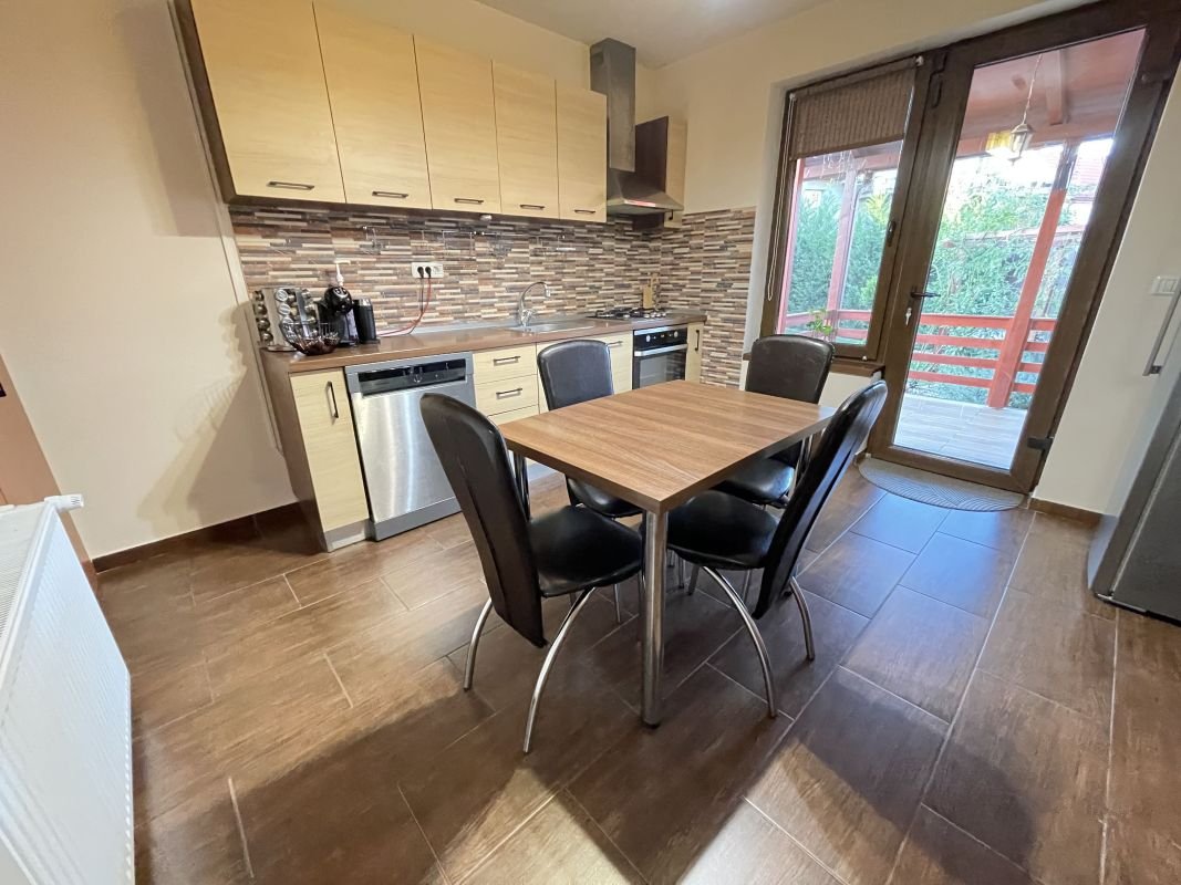 378bccc88e7c43c2a199c4c262a85828