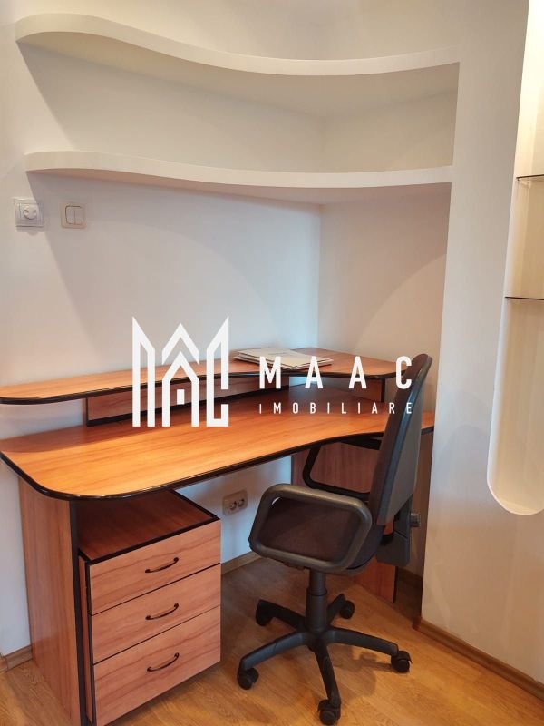 39e1657fcb544f97b4f6b693e9802358