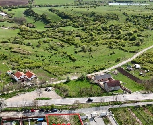 TEREN INTRAVILAN PREMIUM 2.000 MP LA DRUM JUDETEAN | DAIA