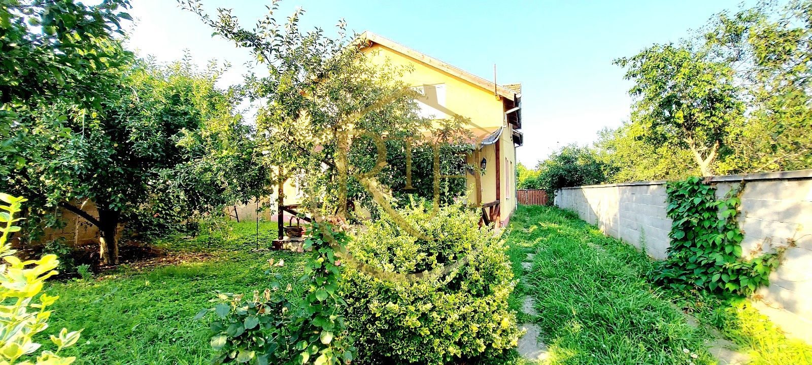 3aeb4557987c41588af24632f57fcc80