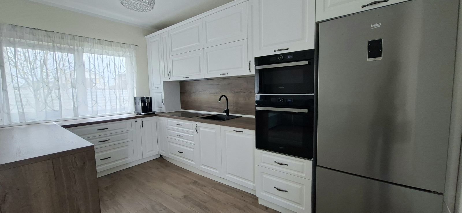 4184ccb0fdce4d3384d554e4fe8b8854