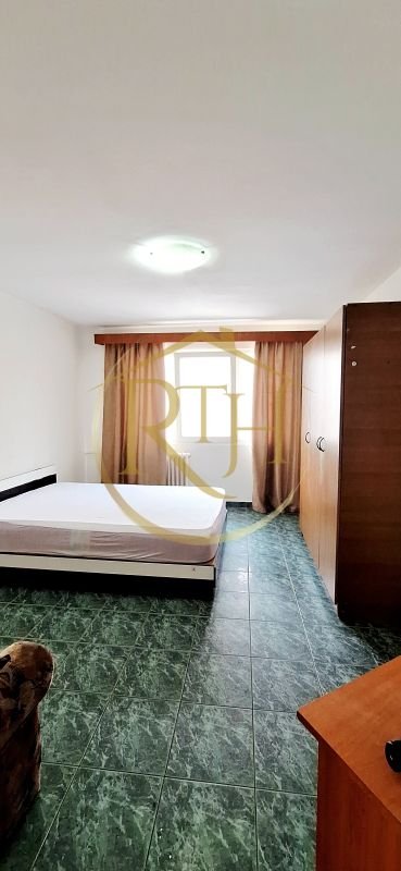 428b3717297542bfad5cb58df41c81d5