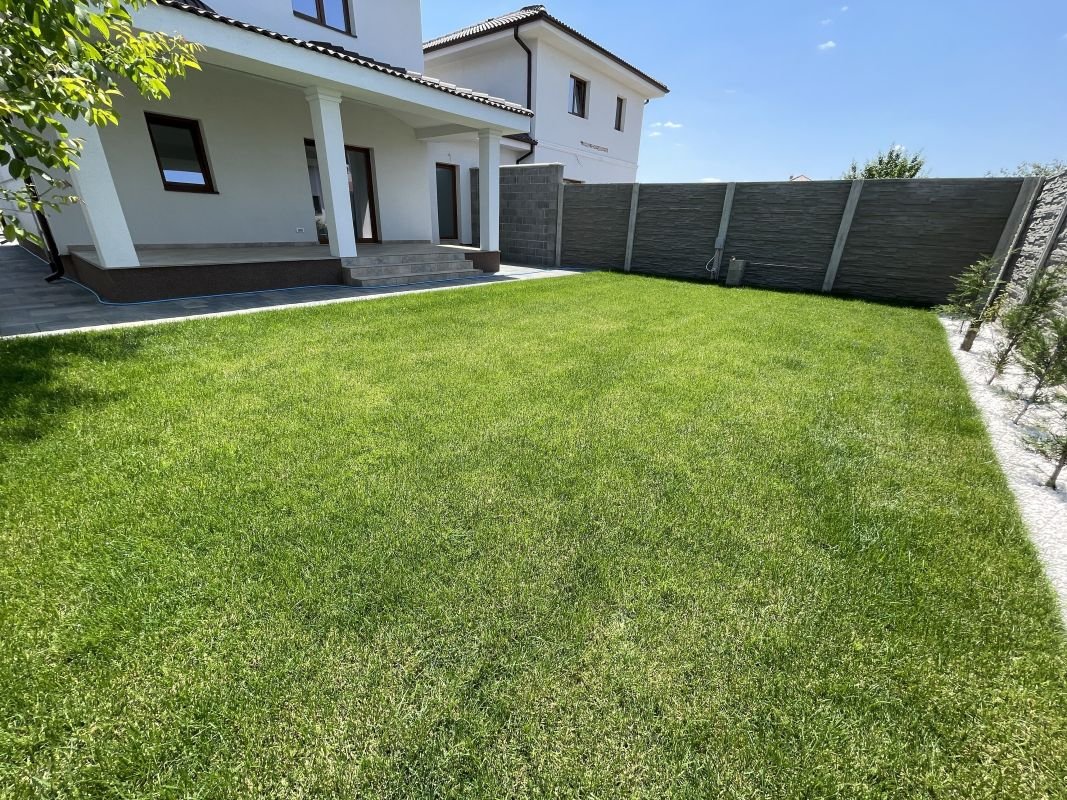 4c3ec1a369d14027a114ad15d10bb1b1-1