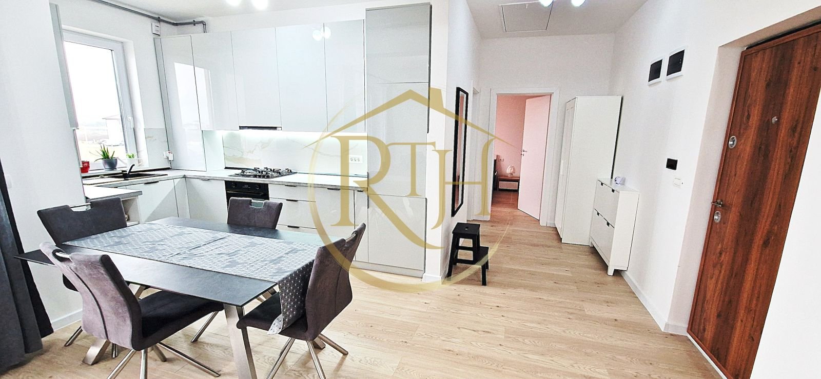 53d2169cd31d43aa84ec09d7bad33efc