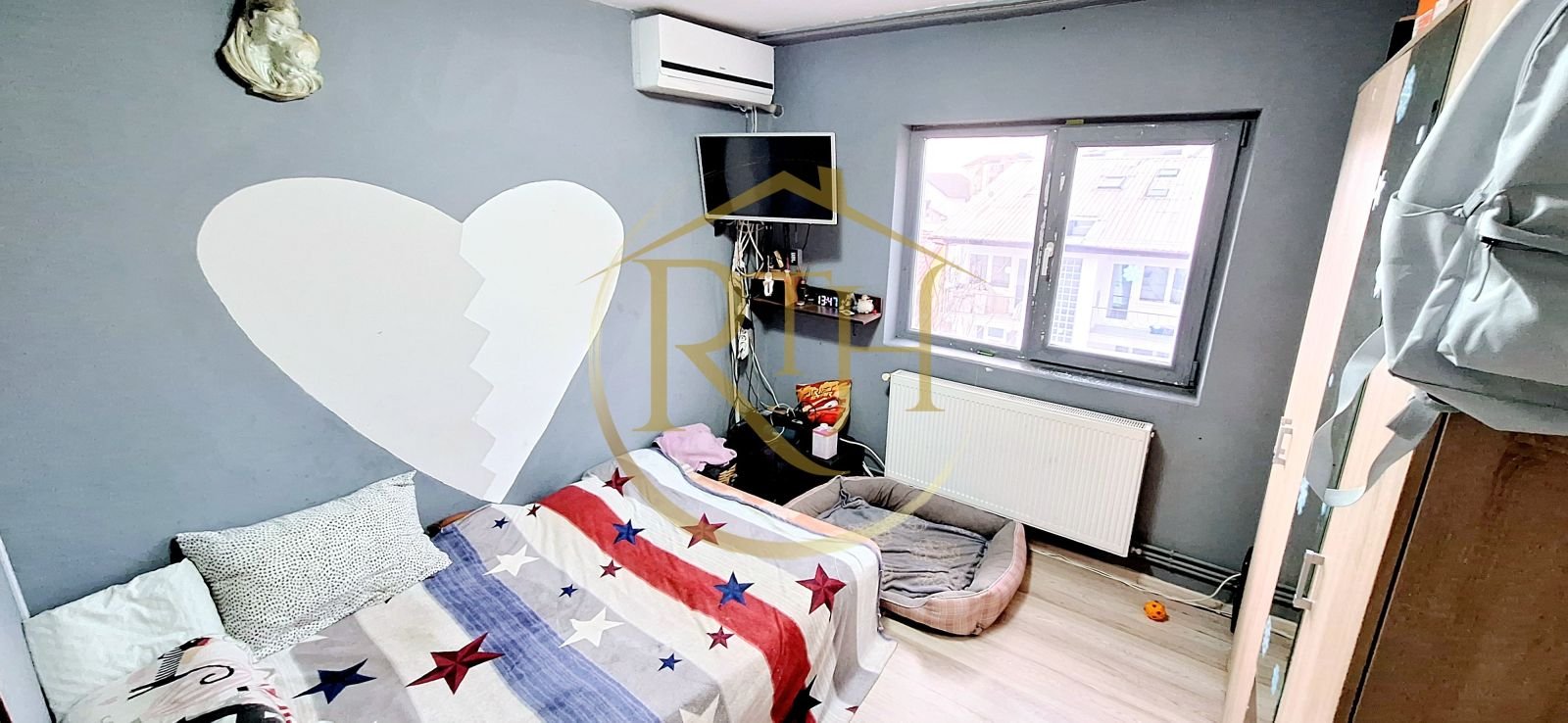 5b98839fce124f9d9d10e88d6c412890