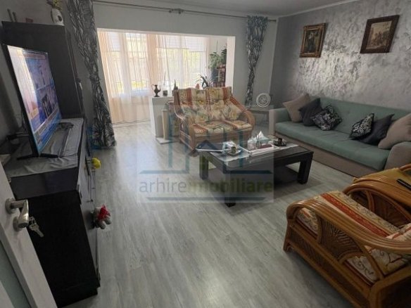 Apartament 3 camere decomandat, – Pantelimon, Ilfov | Parcare + boxă