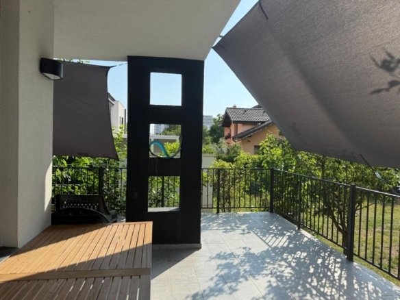 Casa spatioasa,perfecta pentru locuit sau investitie