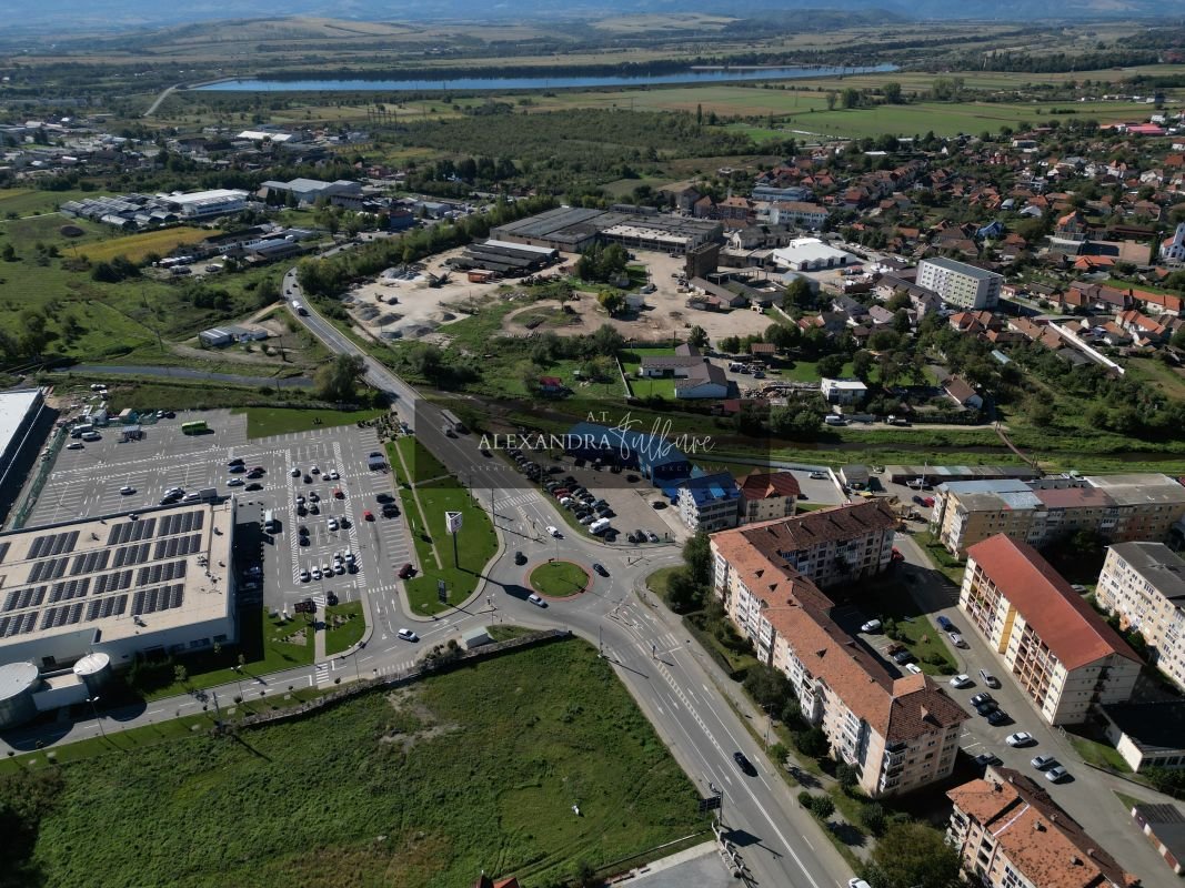 74626304e3c24d5294ef2a79826dbd51-1