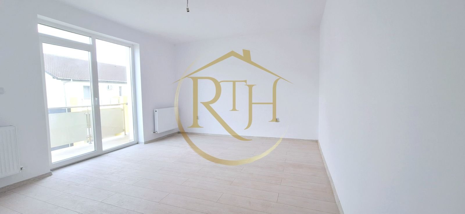 773370aaf53949e0adc34a87c9237a35