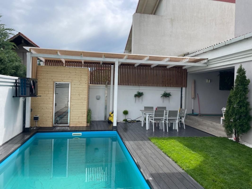 7739b8ace81c4d5f9a9705766e90dcf4