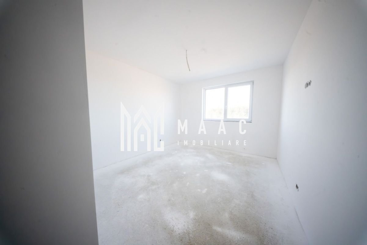 7c763361a64a421498a151116680b213-1