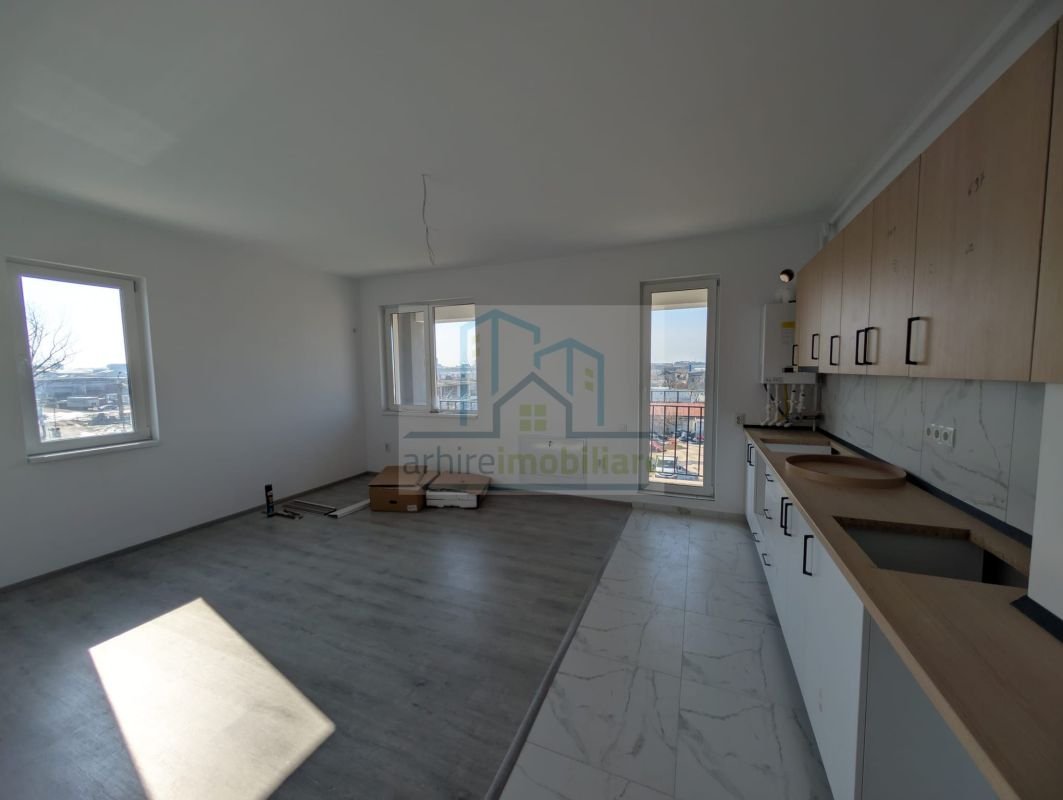 8061fb550ada410a94ec6f3698b1fa2f-2