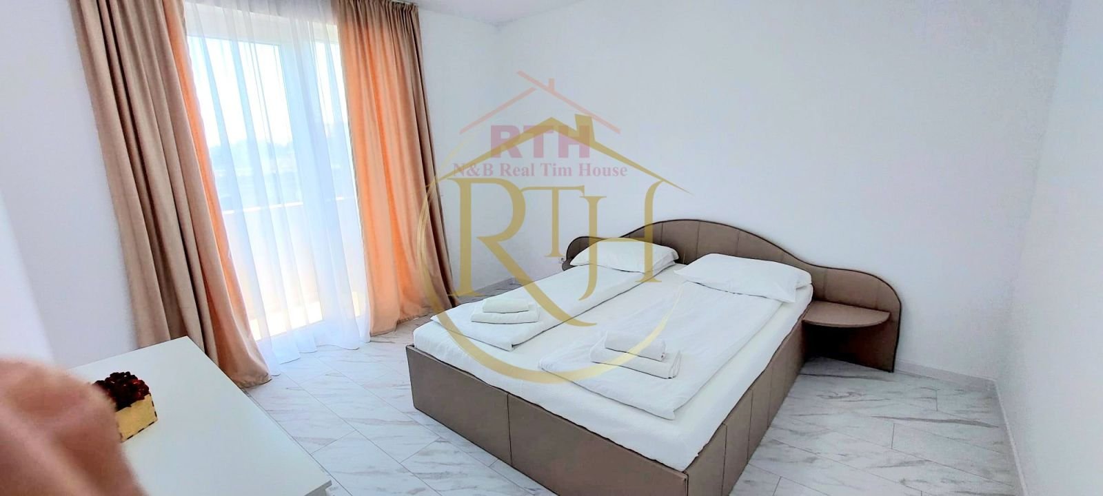 83227f10cc514740b43a70e1d976db40