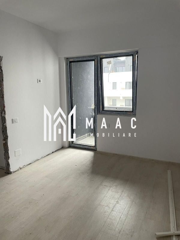 8550ba6e8cf44143a8359e3ad223a30c-1