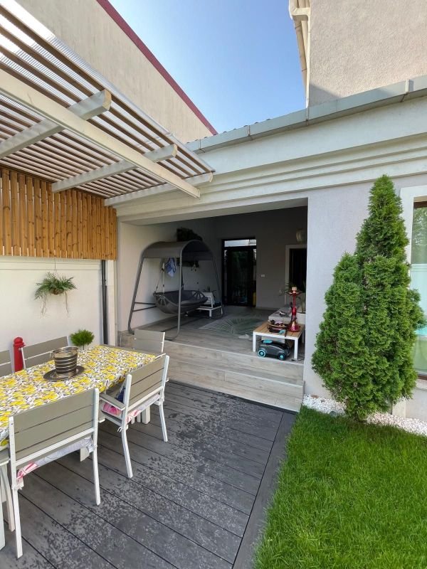 85aded17a0c347bd8f4b0e1ac2c991d9