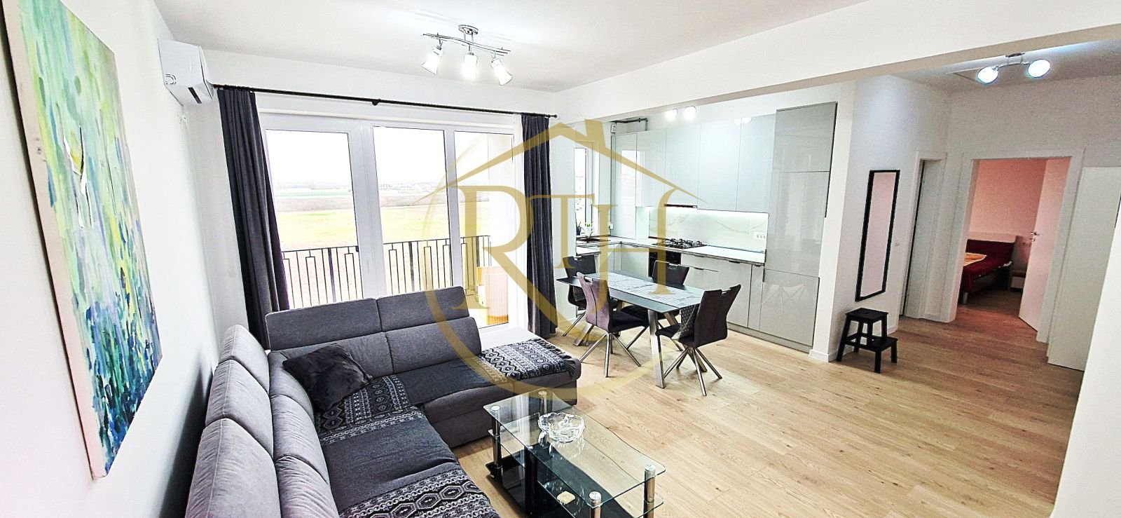 8c112aef229c4a7299bf49fcfedafc56