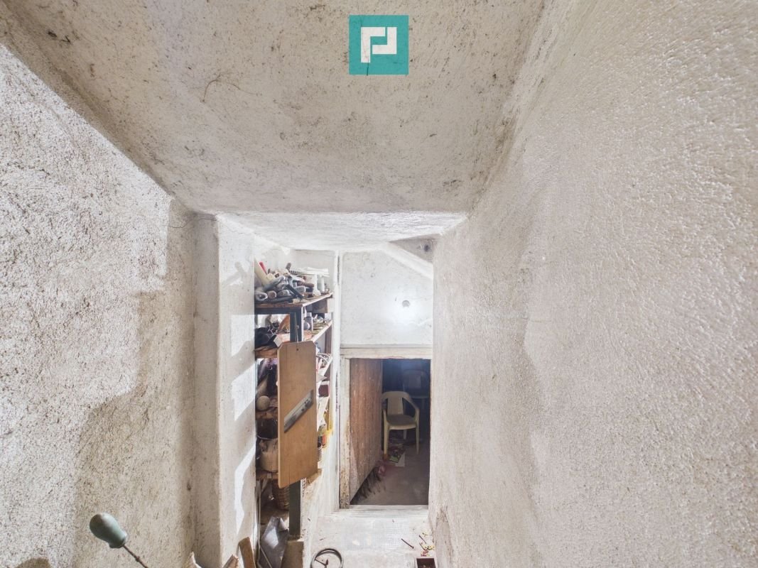 8d705f2d156541e18f9846abd348ad24