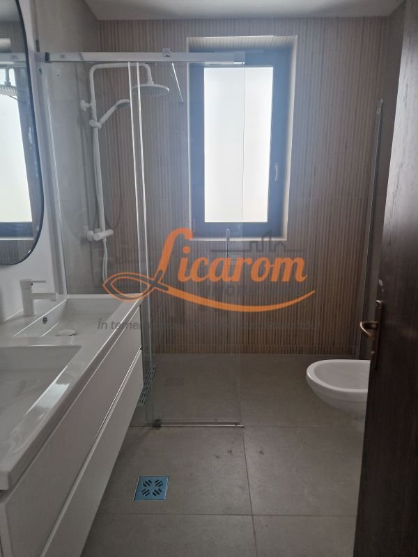 9480d3e64aa0449087e52595ab75c92f