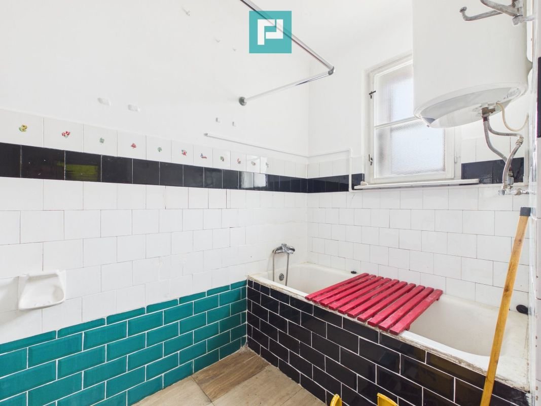 9f849e6e9d2140c9a883bbacfaf24aa7