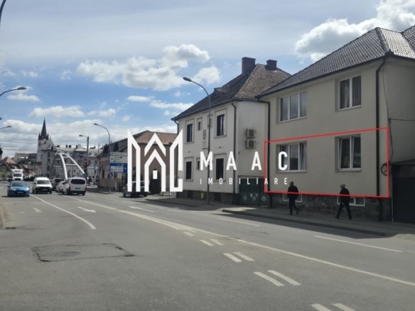 Apartament la casa 4 camere 300 teren zona Centrala