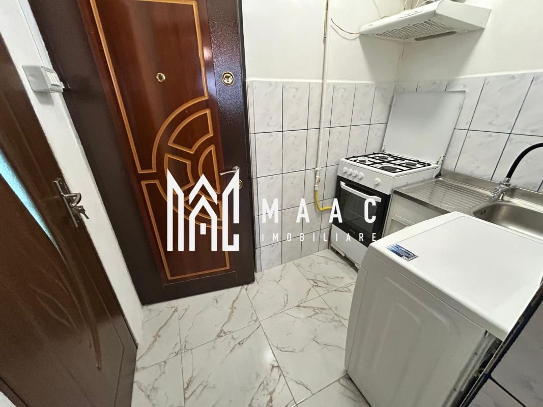 a5237871cf8b4c82a7f6964a75dc6a64