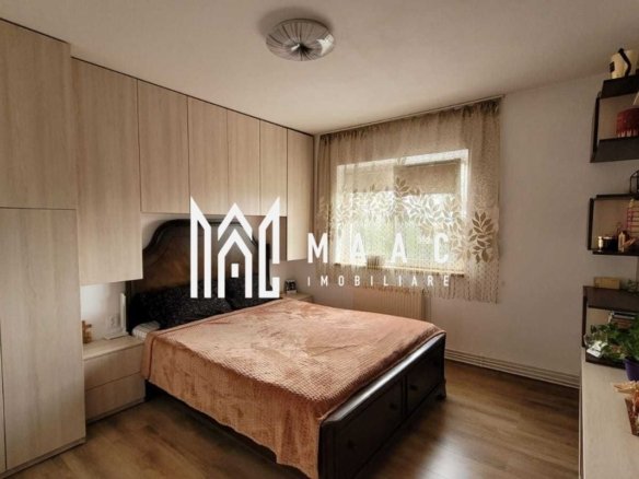 Apartament 3 camere | Decomandat | Balcon | Vasile Aaron