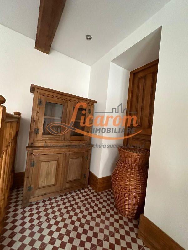 ad92d7f0adff4ab885ee4fc49570d081