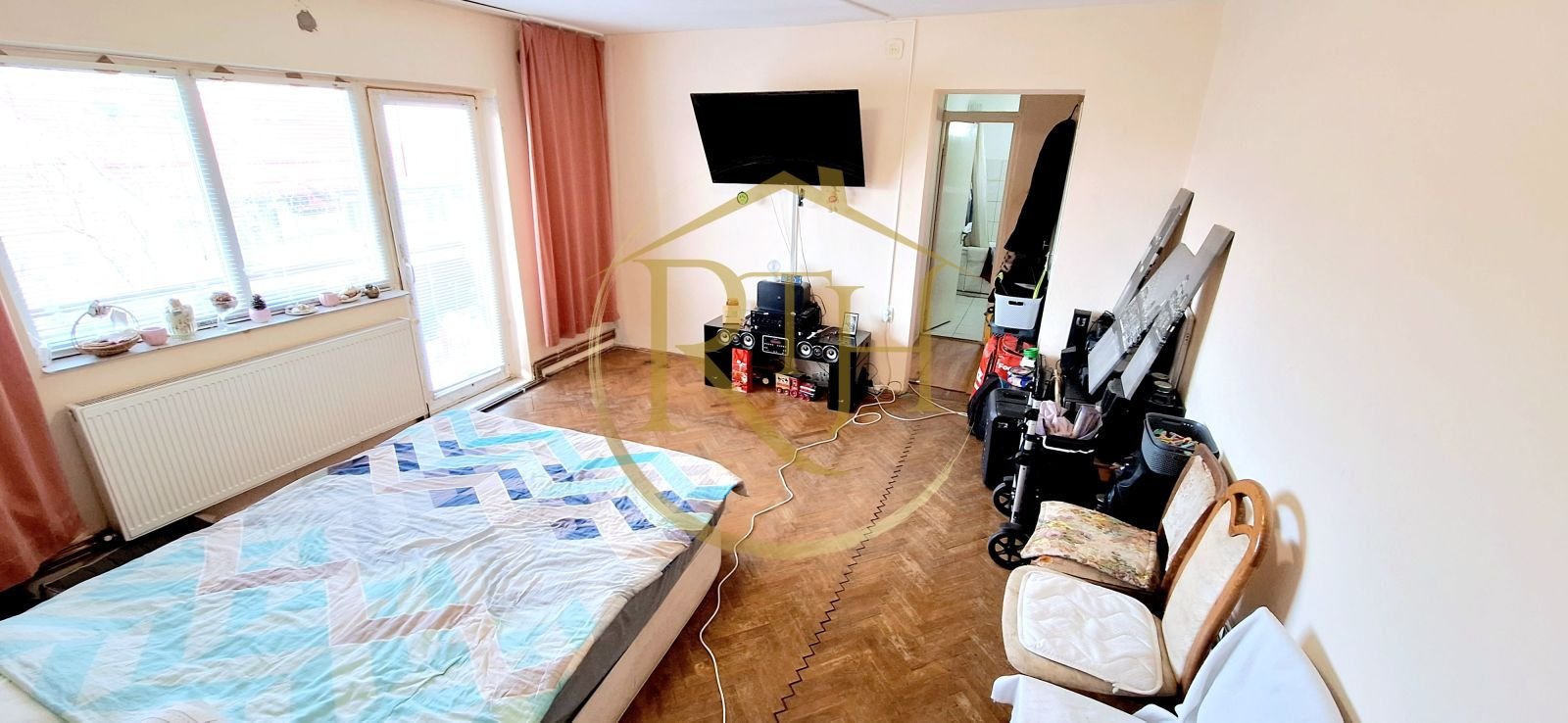 b43de8959a8748bdb5102b2e8a67d8c8