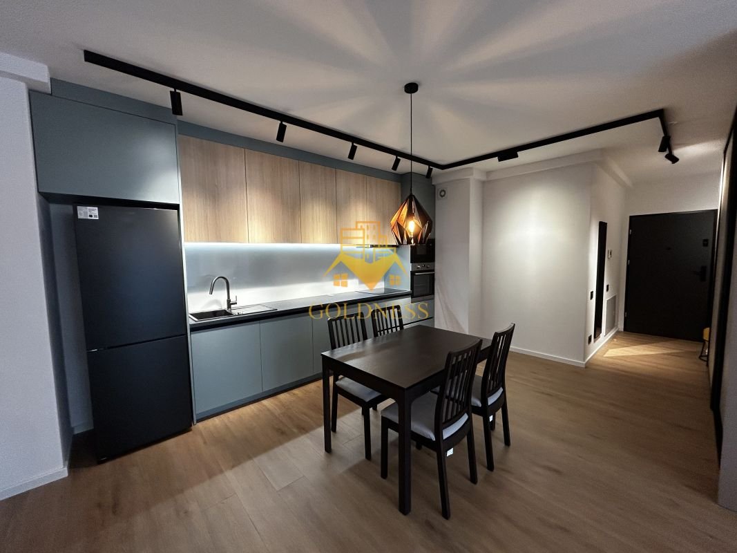 b4c27a9b77f944cd8f184396a0587330