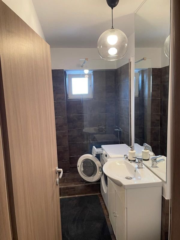 b79d568b00d44c2590625f662279ad22