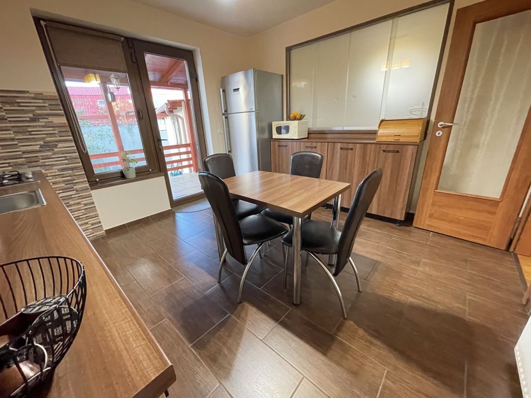 b7d4a87f3a1f4e88b2702960b853181d