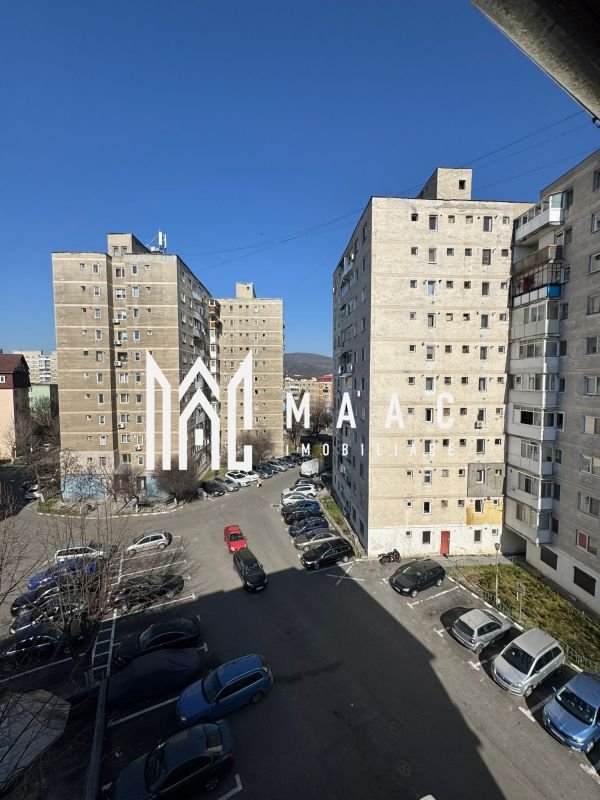 b7ef658b527c489a98895bdcd3e718c6-1