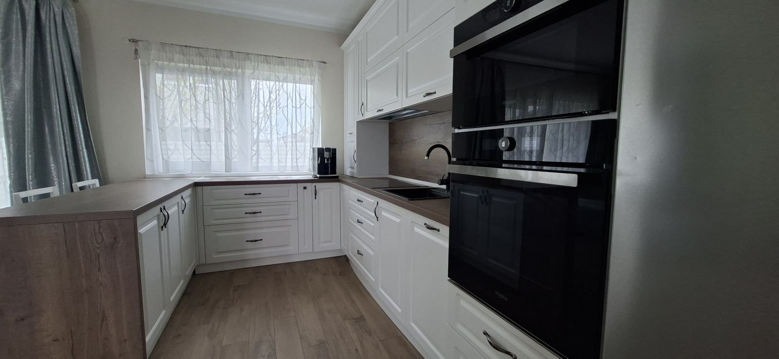 b97ac92127e844fb8adde2e1301dad38