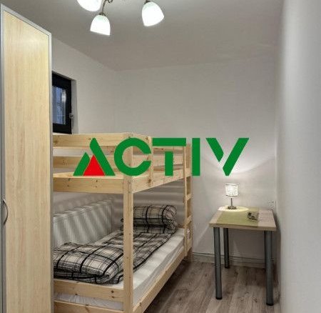 Apartament la casa cu 2 dormitoare