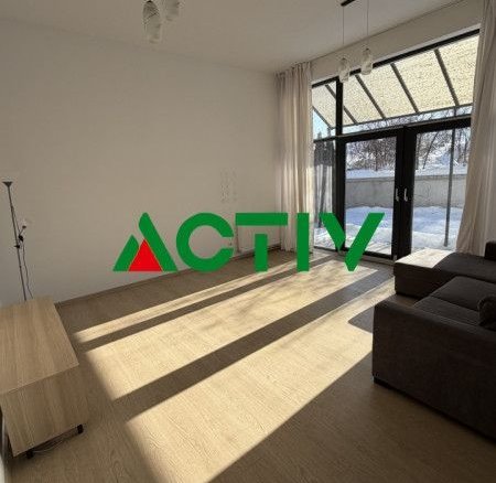 Vila panoramica in Faget